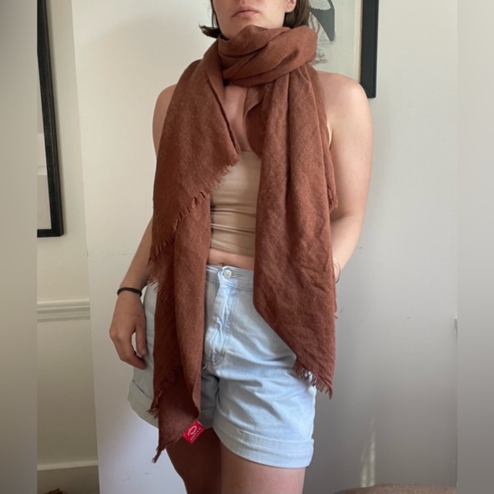 Oscar de la Renta designer oversized burnt orange scarf shawl wrap